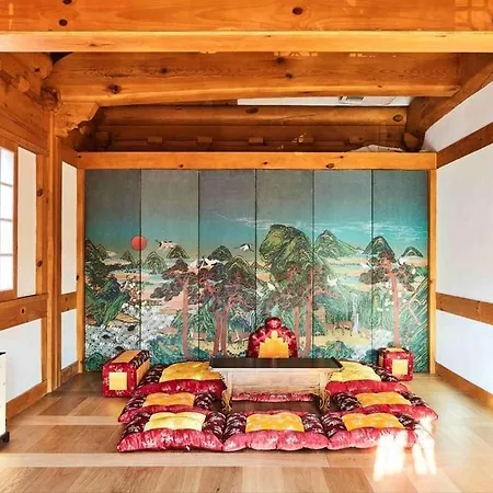 Inhyudang Hanok Pension