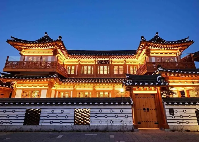Inhyudang Hanok ゲストハウス ソウル特別市