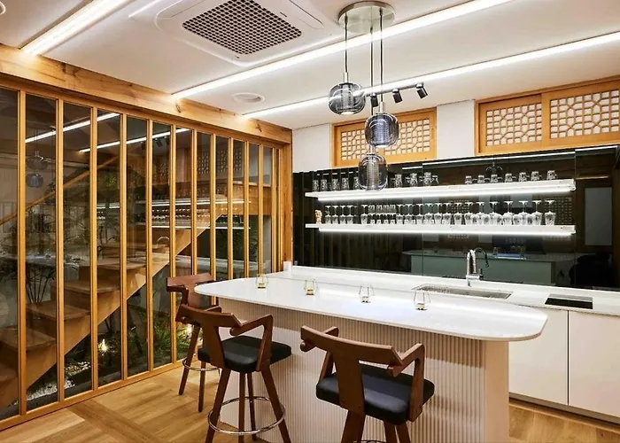 Inhyudang Hanok 4*